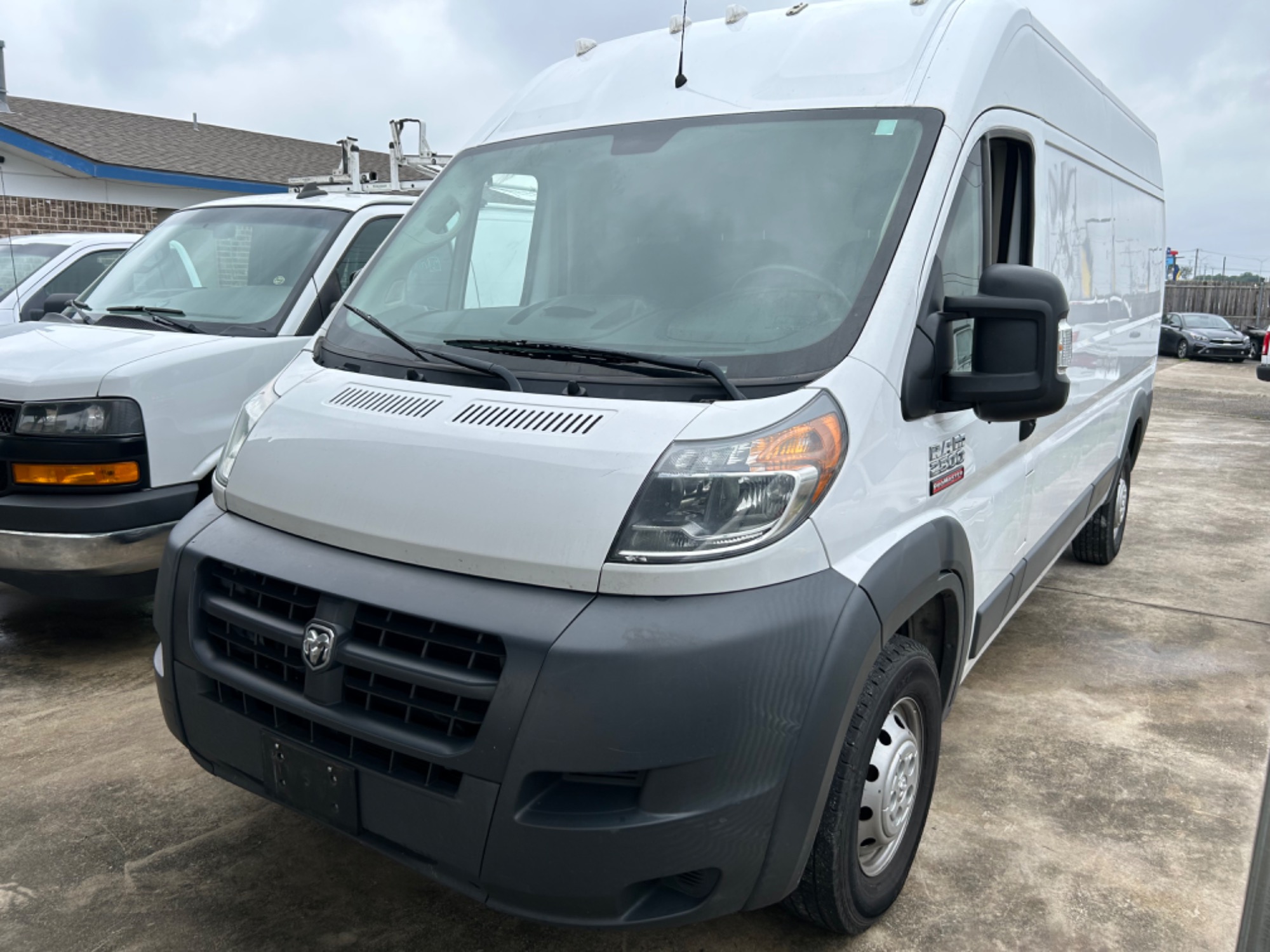 photo of 2018 RAM Promaster 2500 High Roof Tradesman 159-in. WB